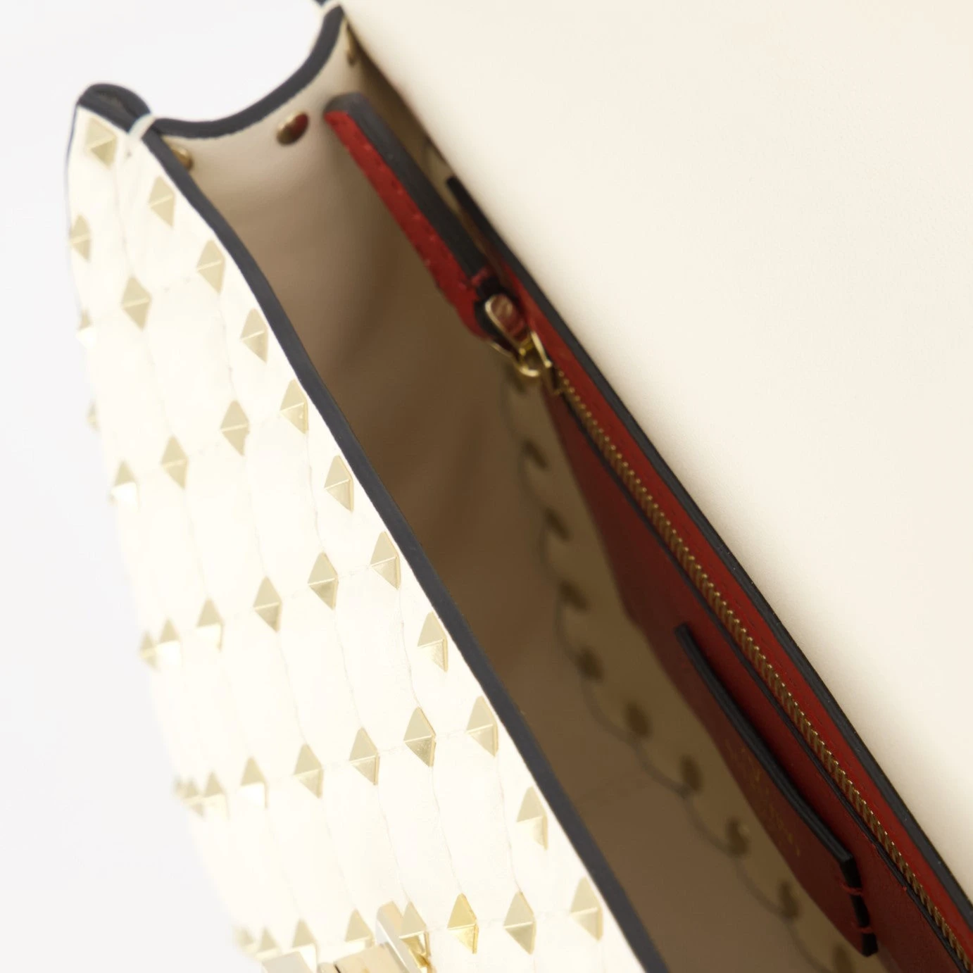 Valentino Garavani Rockstud Spike Bag 4 Valentino Garavani Rockstud Spike Bag - Image 4