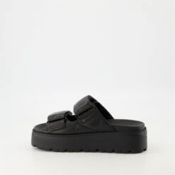 Prada Mules En Cuir Matelassé -Fashion Clothing Store 00a03d9f9c9ba143841999679e81caeb