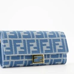 FENDI Portefeuille Continental Baguette Avec Chaîne 6 FENDI Portefeuille Continental Baguette Avec Chaîne -Fashion Clothing Store 0f1eedd02d82d6ced80b652d2e00e82e