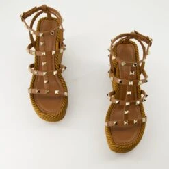 Valentino Garavani Sandales Compensées Rockstud -Fashion Clothing Store 150071462 6 jpg 1