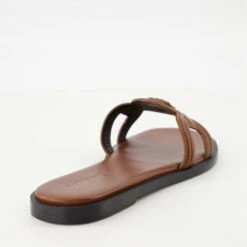 Versace Sandales Medusa '95 -Fashion Clothing Store 3069f19918fc51a69d6917b82f1a6de9