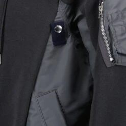 Sacai Sweatshirt Zippée En Nylon Et Coton -Fashion Clothing Store 3079720c3d80518aaa6193fc398c885f