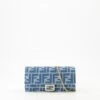 FENDI Portefeuille Continental Baguette Avec Chaîne