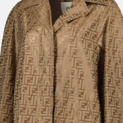 FENDI Manteau FF En Jacquard 5 FENDI Manteau FF En Jacquard -Fashion Clothing Store 46bb12031a57eb3b3916f596c241d091