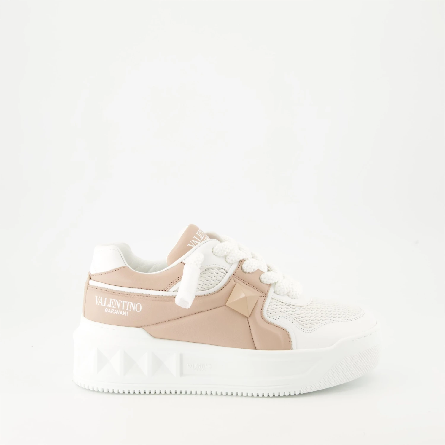 Valentino Garavani Baskets One Stud XL 1 Valentino Garavani Baskets One Stud XL