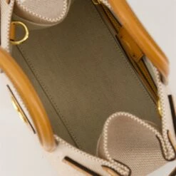 Valentino Garavani Sac Antibes -Fashion Clothing Store 50250131a75883afb2b60db4f1998f8f