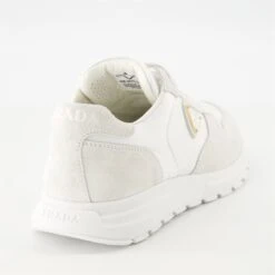 Prada Baskets En Nylon Et Cuir 11 Prada Baskets En Nylon Et Cuir -Fashion Clothing Store 51132a214b155df95c893e6f5de0f609