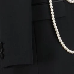 MOSCHINO Veste Blazer Avec Perles 9 MOSCHINO Veste Blazer Avec Perles -Fashion Clothing Store 7042624049e2836846a19b3d661fa1c0