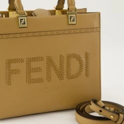 FENDI Sac Cabas Sunshine -Fashion Clothing Store 77b901383913b7c0d28fe0b097532191
