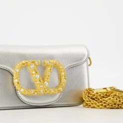 Valentino Garavani Sac VLogo En Cuir Lamé -Fashion Clothing Store 905938a8f11c85ccddf9e67daeac9a71