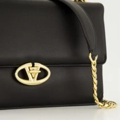 Valentino Garavani Sac VLogo Locker -Fashion Clothing Store aa2c34206049d7a34f88c3847658870f