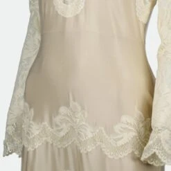 Robe Longue En Dentelle -Fashion Clothing Store d161c4a8951d36e88d216d6d70d1ae4b