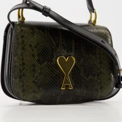 Sac Paris Paris -Fashion Clothing Store d4525e2baef7d5aad1477d8ac969df64