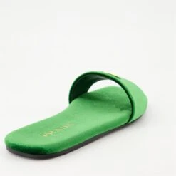 Prada Sandales En Velours Vert 9 Prada Sandales En Velours Vert -Fashion Clothing Store fa29e47caf35277024f7e6ed6301753f