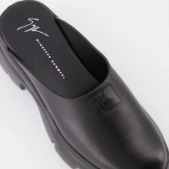 Giuseppe Zanotti Apocalypse Clog 10 Giuseppe Zanotti Apocalypse Clog -Fashion Clothing Store sabot apocalypse en cuir 13c28ab9 4f9f 4287 bd90 f27ffe1c3c03