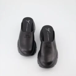 Giuseppe Zanotti Apocalypse Clog 11 Giuseppe Zanotti Apocalypse Clog -Fashion Clothing Store sabot apocalypse en cuir 5aaecfbb 502b 4a92 9a24 9a61c1969251