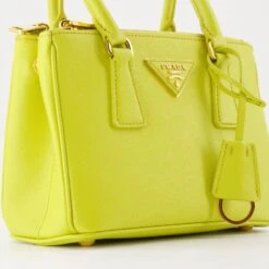 Prada Galleria Saffiano Yellow Bag -Fashion Clothing Store sac galleria en cuir saffiano jaune 03d68e38 d9a6 4104 9df0 7cfed6803995